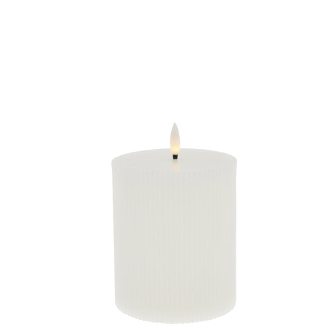 Lillia LED candle H12 cm. white