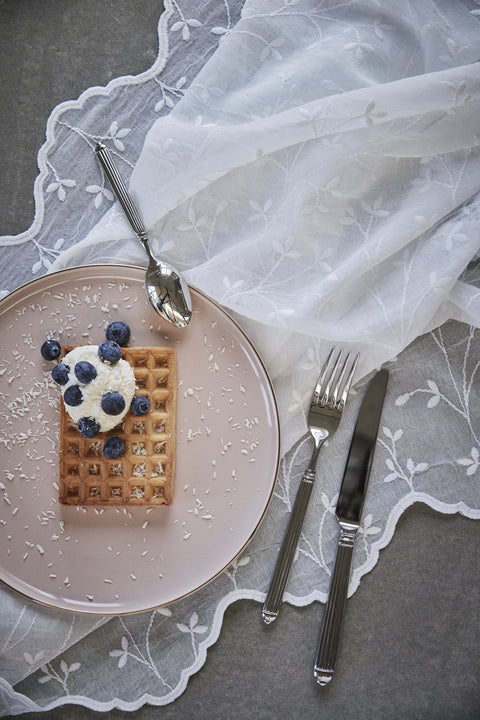 Eloise tablecloth 320x160 cm. off white