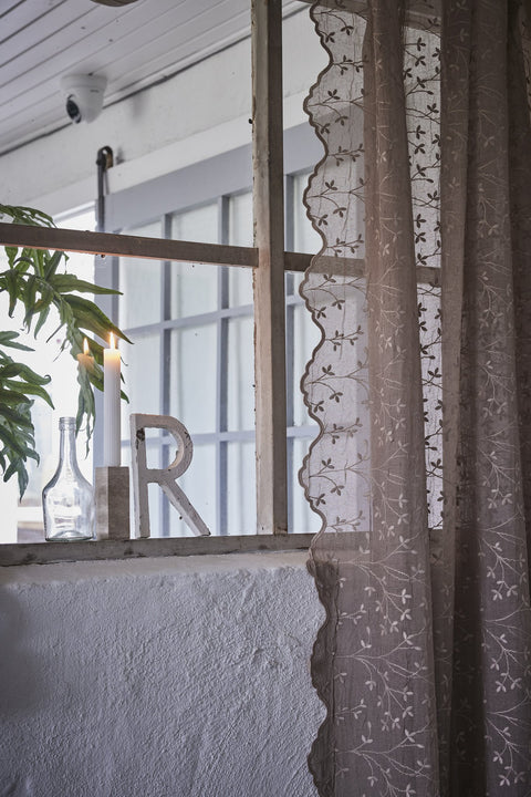 Serafina decoration light gold, Polyresin 14.5X14 H47.8