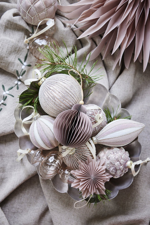 Philine tray Ø25 cm. antique silver