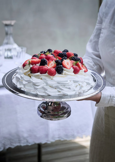 Sigrid cake stand silver brass