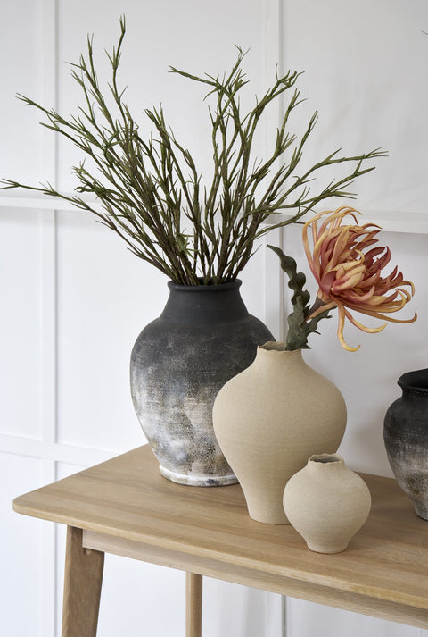 Hesille vase H16.5 cm. linen