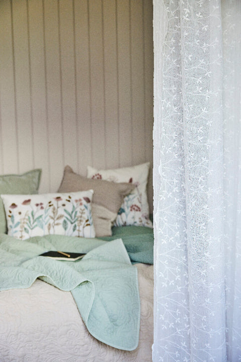 Inielle cushion cover off white 60x40 cm