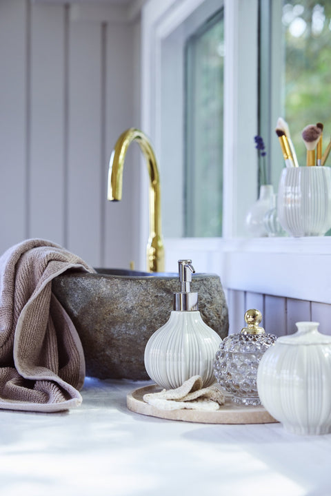 Lily dispenser white ceramics H16.3 cm