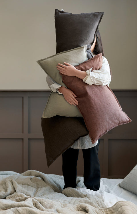 Efina cushion cover 60x40 cm. brown