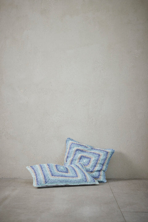 Liselle cushion 60x40 cm. blue
