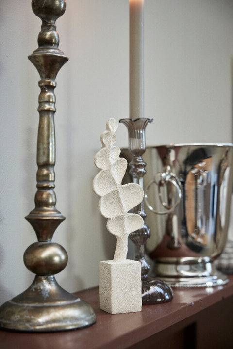 Sille  decoration H25.8 cm. off white