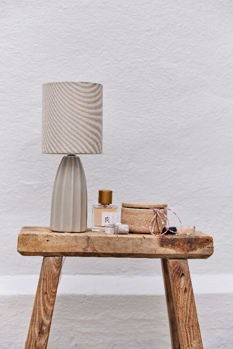 Sarah table lamp 14x14 cm. linen