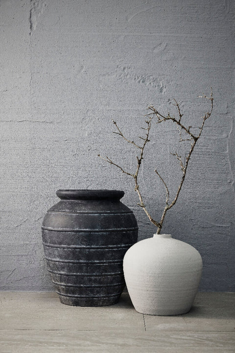 Anna flower pot H59.5 cm. antique black