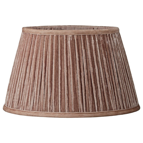 Vellia shade 31x22.5 cm.